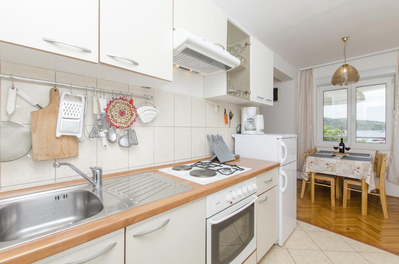 Apartment Danijela 普利莫顿 外观 照片