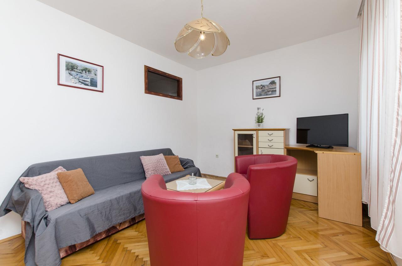Apartment Danijela 普利莫顿 外观 照片